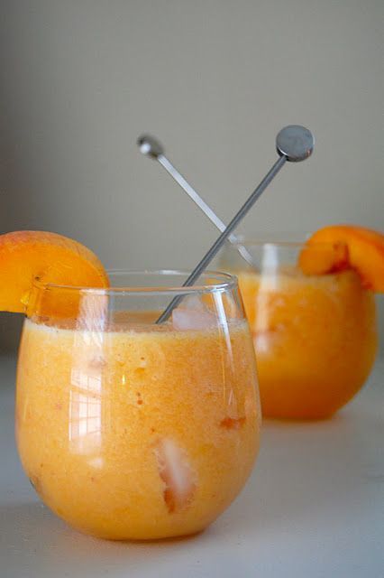 The Peach Flip – frozen peaches, lemonade, & Sprite. Perfect for the summer!