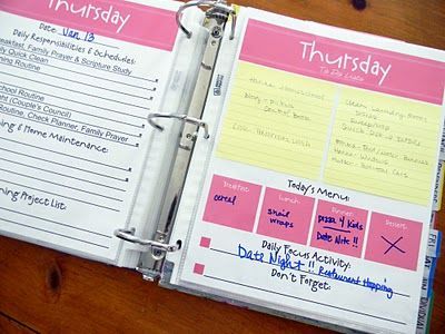 Tons of organization printables- whoever created these is impossibly organized!