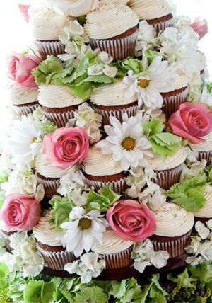 cupcake wedding cake, first cupcake cake that I have really liked, so cute, prob
