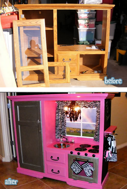 turn old tv stand into kitchen for a little girl – so creative!