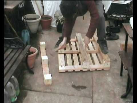 A well rehearsed method to dismantle a pallet.  It was Gerrit Rietveld who famou