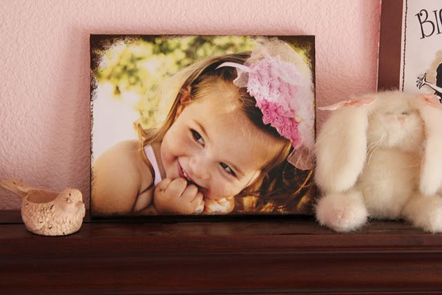 Another pinner wrote "great way to do a diy canvas photo"