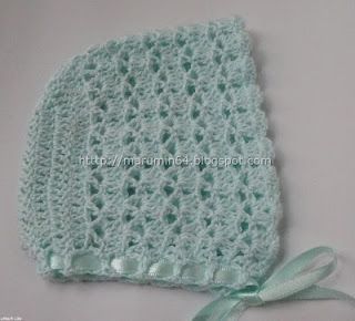 Baby bonnet to crochet.  Love the look of bonnets on babies, plus they actually