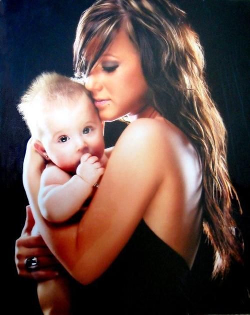 Chelsea Houska and daughter Aubree. This is so precious. I'm definitely doin