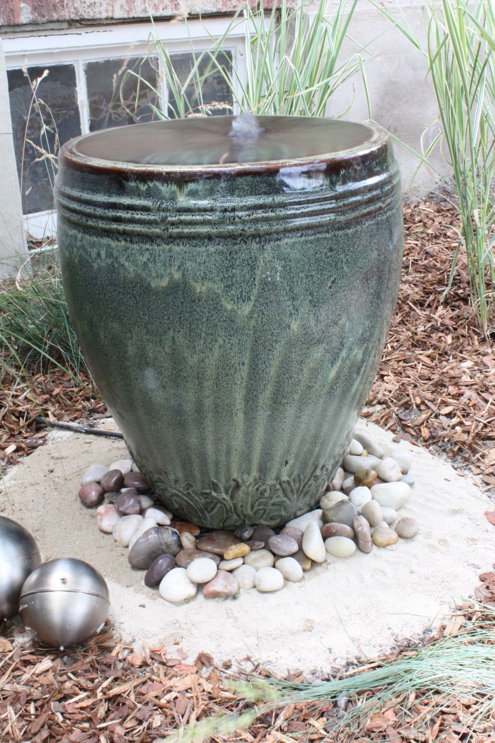 DIY backyard fountain- complete with tutorial! « Hip House Girl