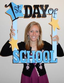 First Day of School Picture Frame  blogger says: I used Velcro to attach the sta