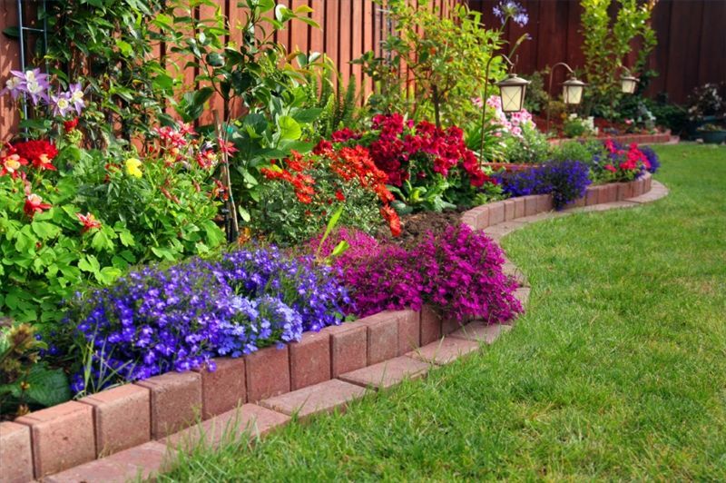 How to Landscape on a Small Budget – Garden Ideas
