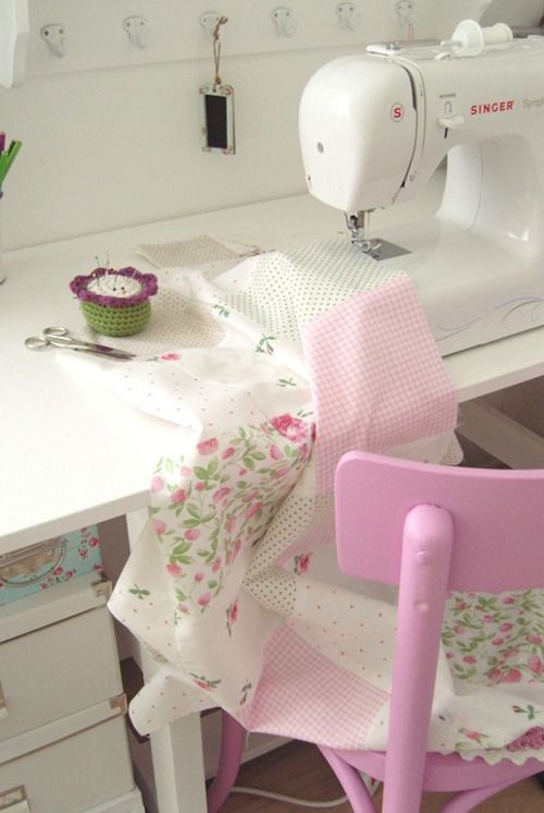 I Heart Shabby Chic: Totally Gorgeous Vintage & Shabby Chic Home Office Stud