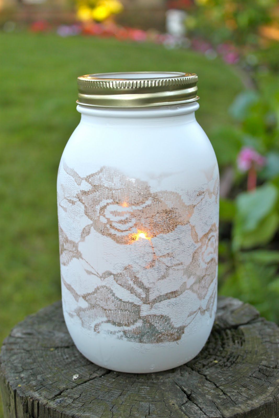 LOVE this spray painted over lace mason jar!!