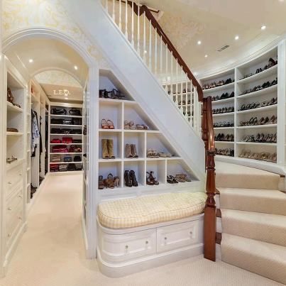 OH My GOD!!!  This is MY ultimate shoe closet.  A gorgeous home for all my lovel