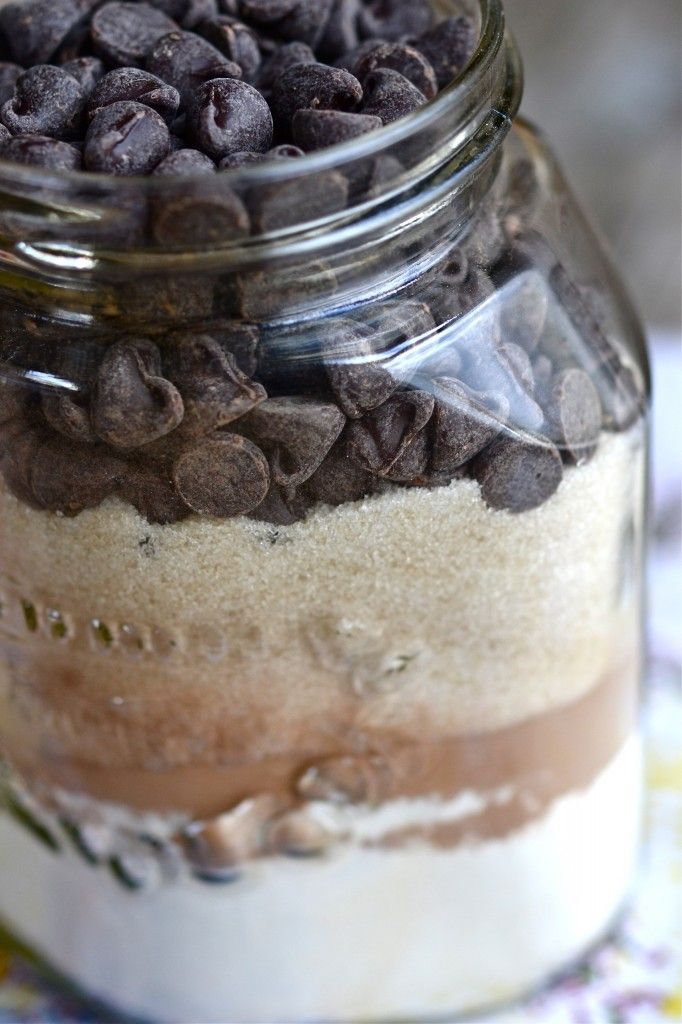 gf chocolate chip cookies in a jar. easy peasy!