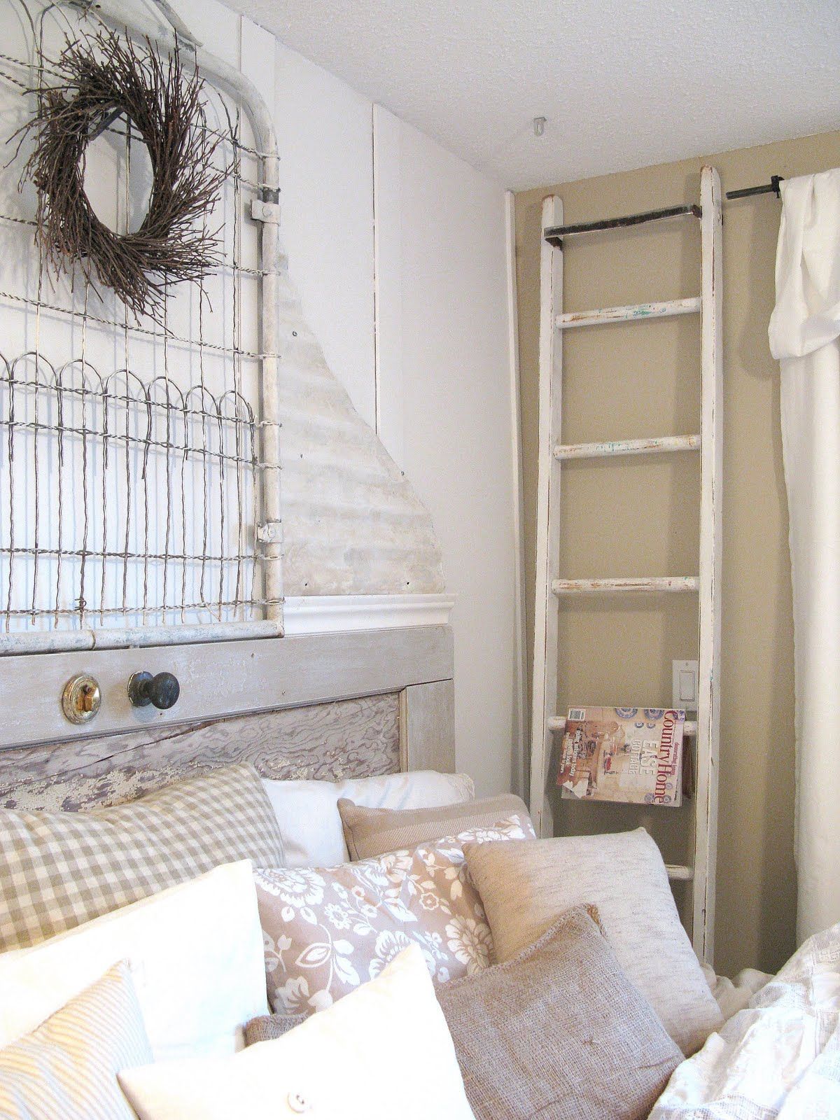 shabby chic bedrooms | Womens bedroomLatest Furniture Trends