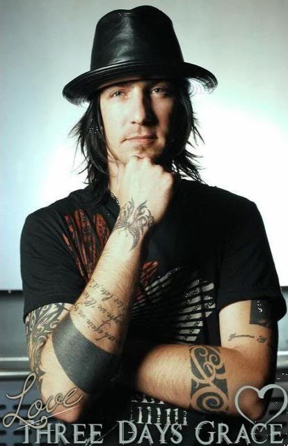 Adam Gontier from Three Days Grace <3