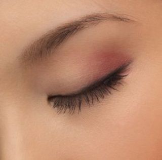 Natural Remedy For Eyebrow Growth (regrowing over-plucked eyebrows or thickening