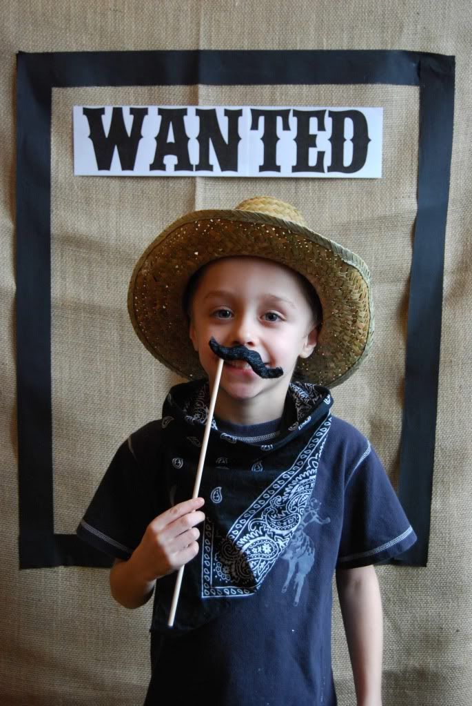 Photo booth idea! Room to Inspire: Cowboy and Cowgirl Birthday Party – Part 1~