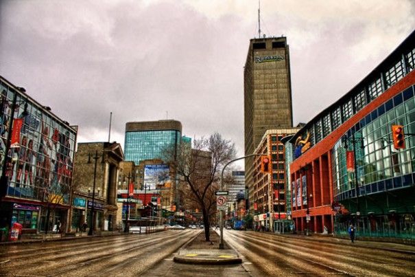 Winnipegs downtown is undergoing a renaissance of dining, shopping and activitie