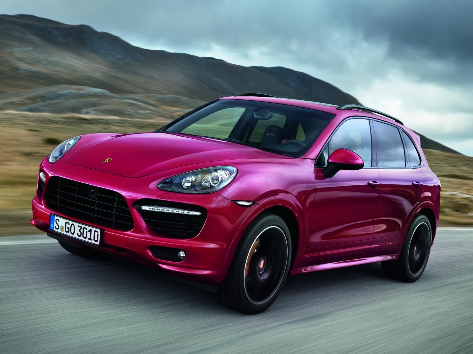 2013 Porsche Cayenne GTS. Finally a cute pink color for once!