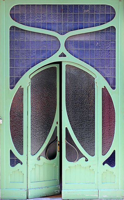 Barcelona – art nouveau door