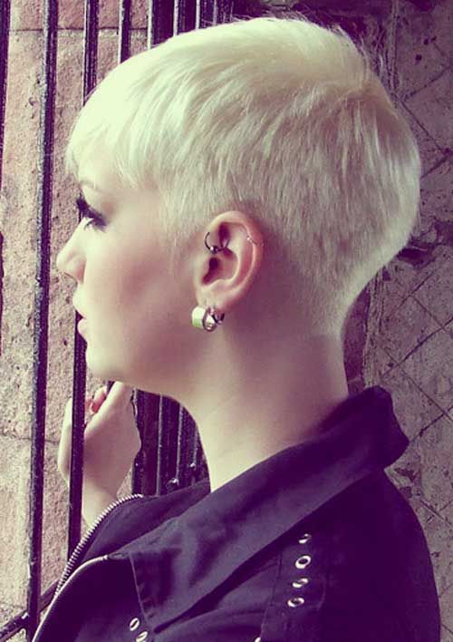 Hairstyles for short blonde hair