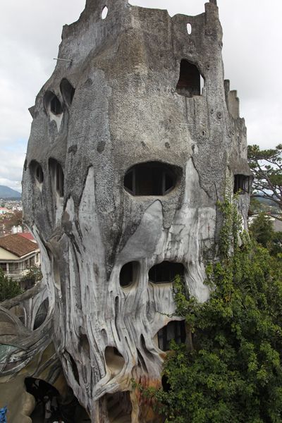 House in Dalat-Vietnam; one of the 10 most special buildings in the world (?)–p