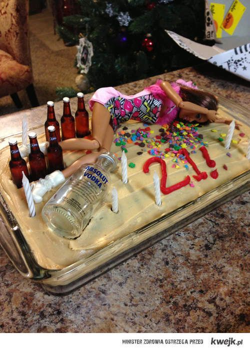 I'll be making this cake for Julia in June!!!