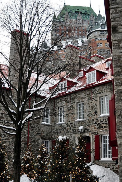 Quartier du Petit Champlain et Chateau Frontenac, Quebec City, Quebec, Canada |