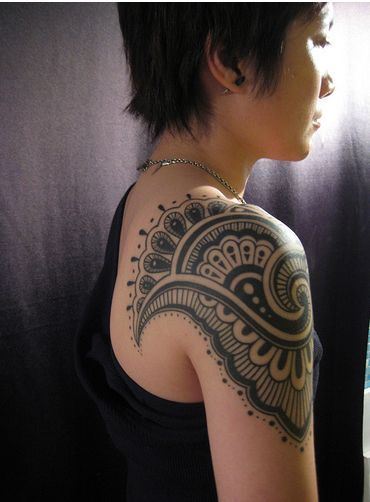 #tattoofriday вЂ“ Paisley Tattoo | Follow the Colours