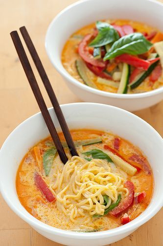 5 Ingredient Noodles:  coconut curry.