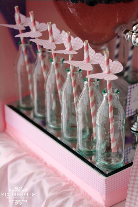can make butterfly toppers for pink straws