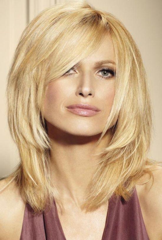 Medium layered hair…. would love to do this in darker color….  I just keep c