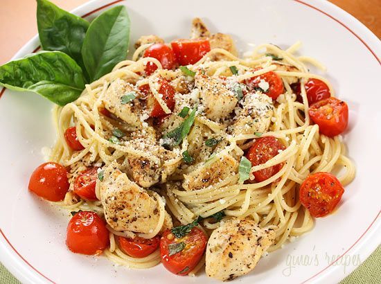 Spaghetti with Sauteed Chicken and Grape Tomatoes | Skinnytaste
