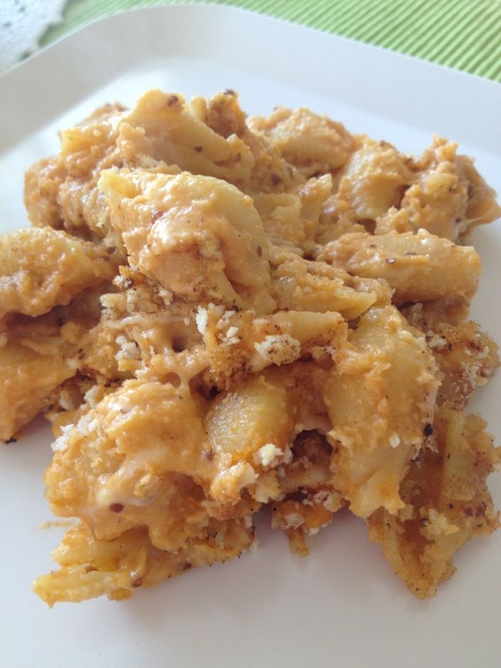 Vegan Macaroni and Cheese, just how you want it. …this looks a little scary bu