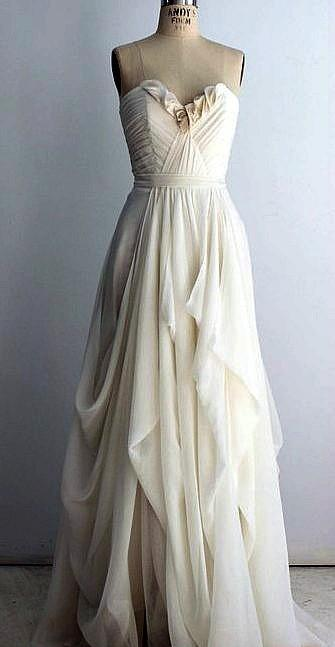 vintage – would make a gorgeous reception dress!