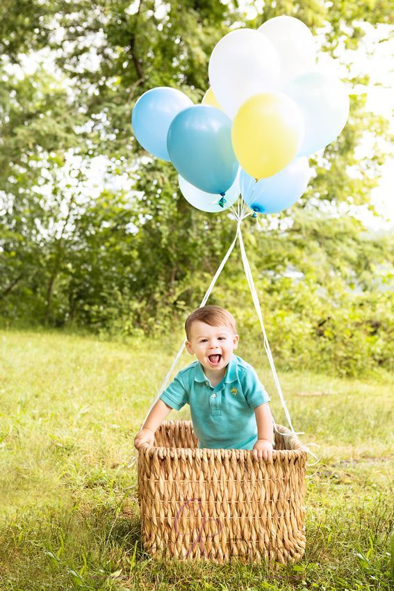 1 year old photo shoot, balloons, cake smash   | Carol Ruth Photography | Family