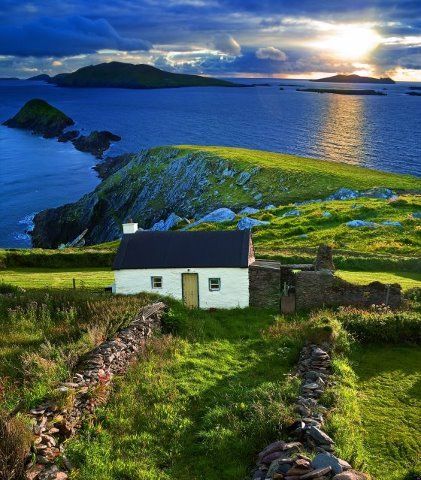 A little bit of heaven…  (Dingle, Kerry) Ireland. I would be perfectly content