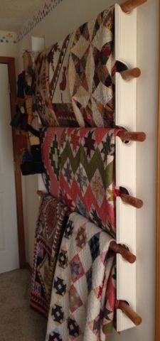 Clever way to display quilts