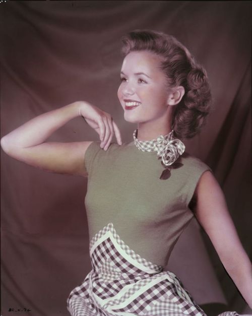 Debbie Reynolds – 1954 Publicity Photo