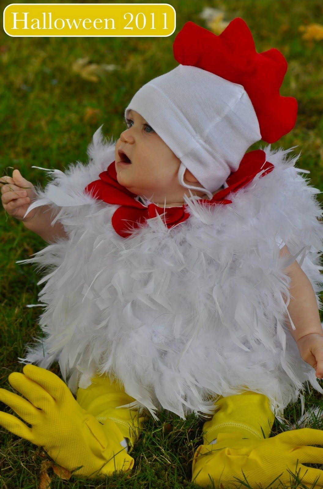 DIY Halloween costume for baby and toddler: chicken/rooster [Chris and Sonja – T