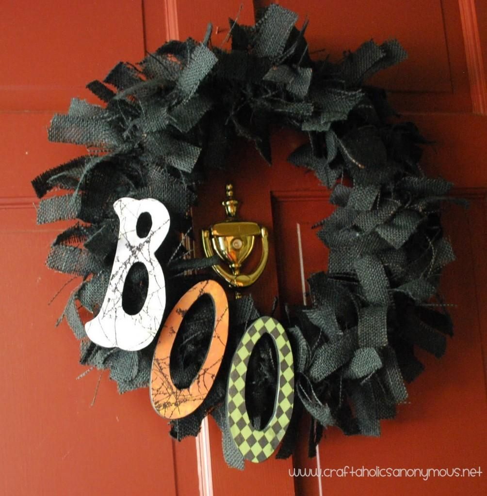 DIY Tutorial: DIY Halloween Decor DIY Halloween Crafts / DIY Black Burlap Hallow