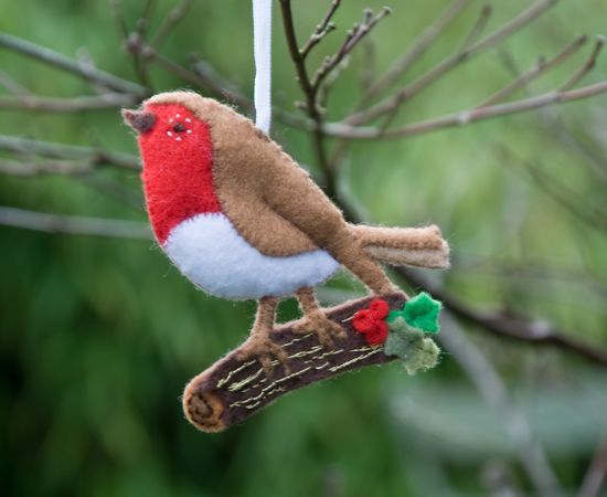 felt robin christmas decoration