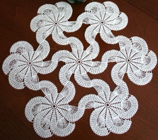 Free doily crochet patterns and vintage doilies.