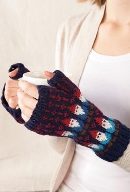 Gnome Mittens – Knitting Patterns by SpillyJane. I totally have the pattern and