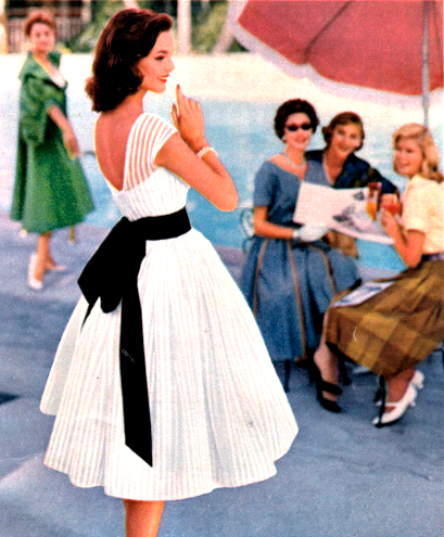 Gorgeous 1950s style tea length dress!
