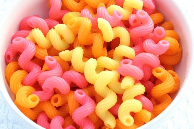 Just add food coloring to your boiling water to color your noodles