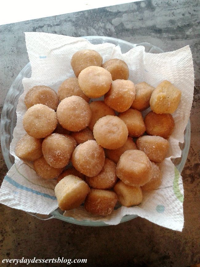 Mini Doughnut Muffins #mini #doughnut #muffins #breakfast #recipe