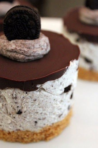 Oreo No Bake Cheesecake – so much better sounding than the box mix