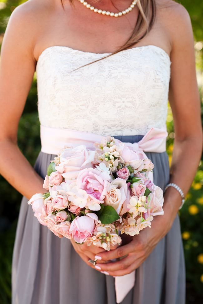 pretty #pink and #grey #flowers #wedding  Click the link…this was a grey and p