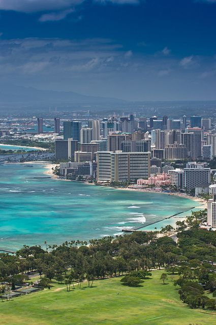 Waikiki, Diamond Head, Honolulu, Hawaii, US by rumpelstiltskin1, via Flickr