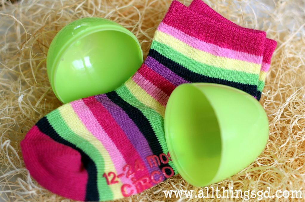 20 Easter egg fillers for toddlers that arent candy