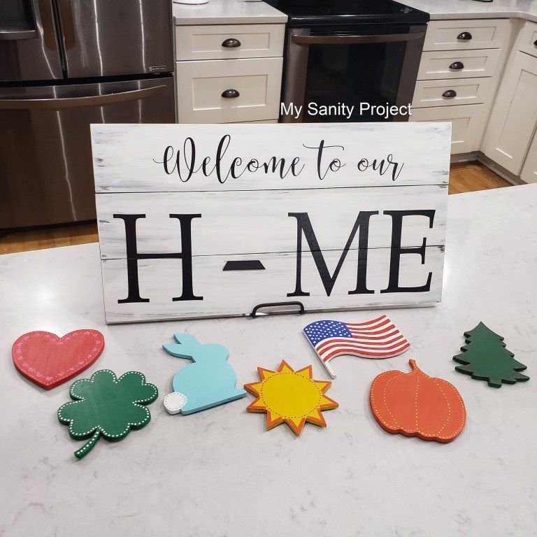 Interchangeable HOME Signs -   Christmas Wood Crafts Ideas